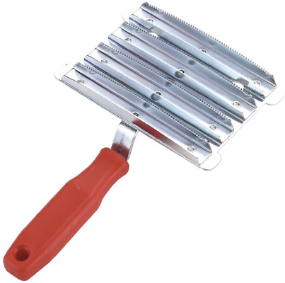 Almohaza Metalica Caballar con mango