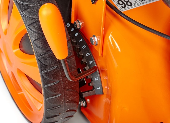 Cortacesped Gasolina Anova CC251T 51 cm