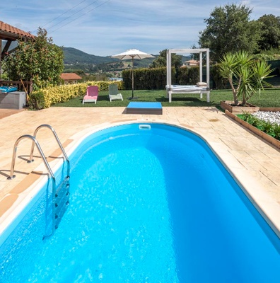 Piscina Enterrada Madagascar Ovalada 500x300x150 cm