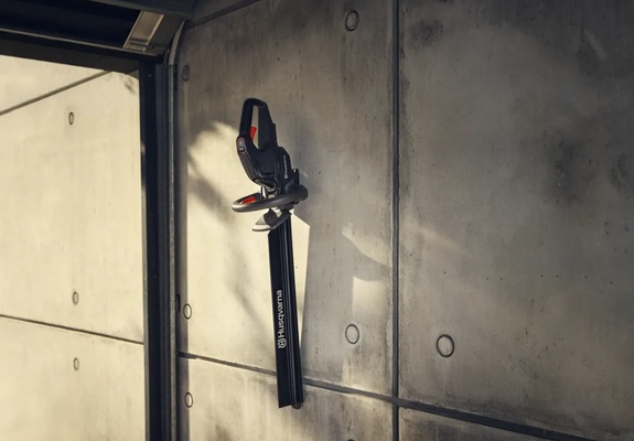 Kit Cortasetos Aspire Husqvarna H50 + Bateria 2,5 Ah y Cargador 18 V