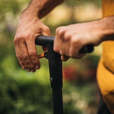 Plantador Vertical de Bulbos Ergo Fiskars