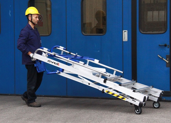 Escalera Telefly Profesional Telescopica Alum. 4 Pelda�os