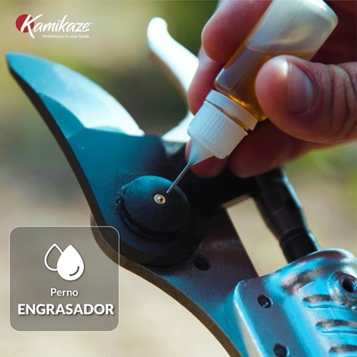 Tijera de Poda con P�rtiga Kamikaze KV150: 155cm, Corte �38mm + 2 Bater�as Litio